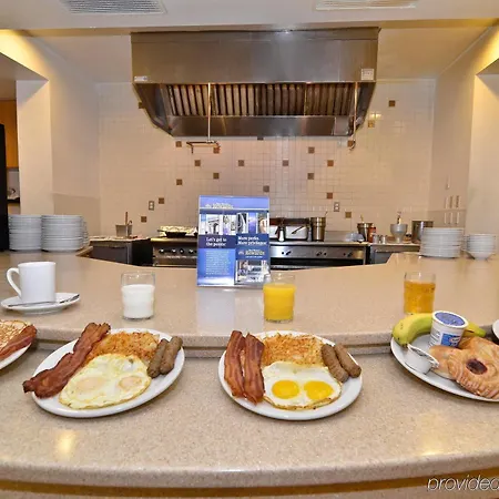 Best Western Plus Palm Desert Resort 